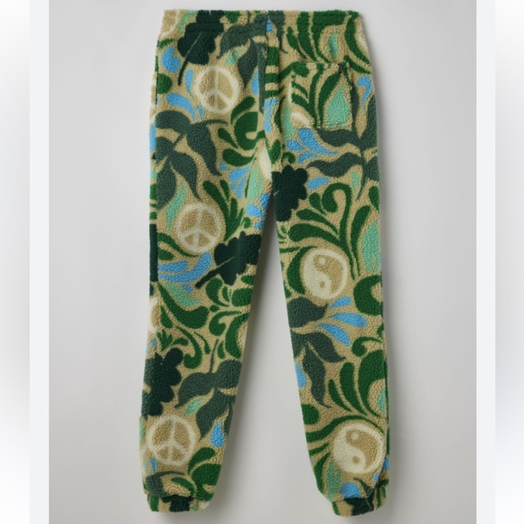 Parks Project x Urban Outfitters UO Exclusive Peace Fleece...